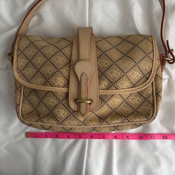 Dooney & Bourke Vintage Tan and Cream Equestrian Crossbody Bag - Picture 4 of 13